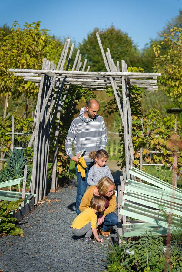 Visita della grotta ai Giardini Puygirault